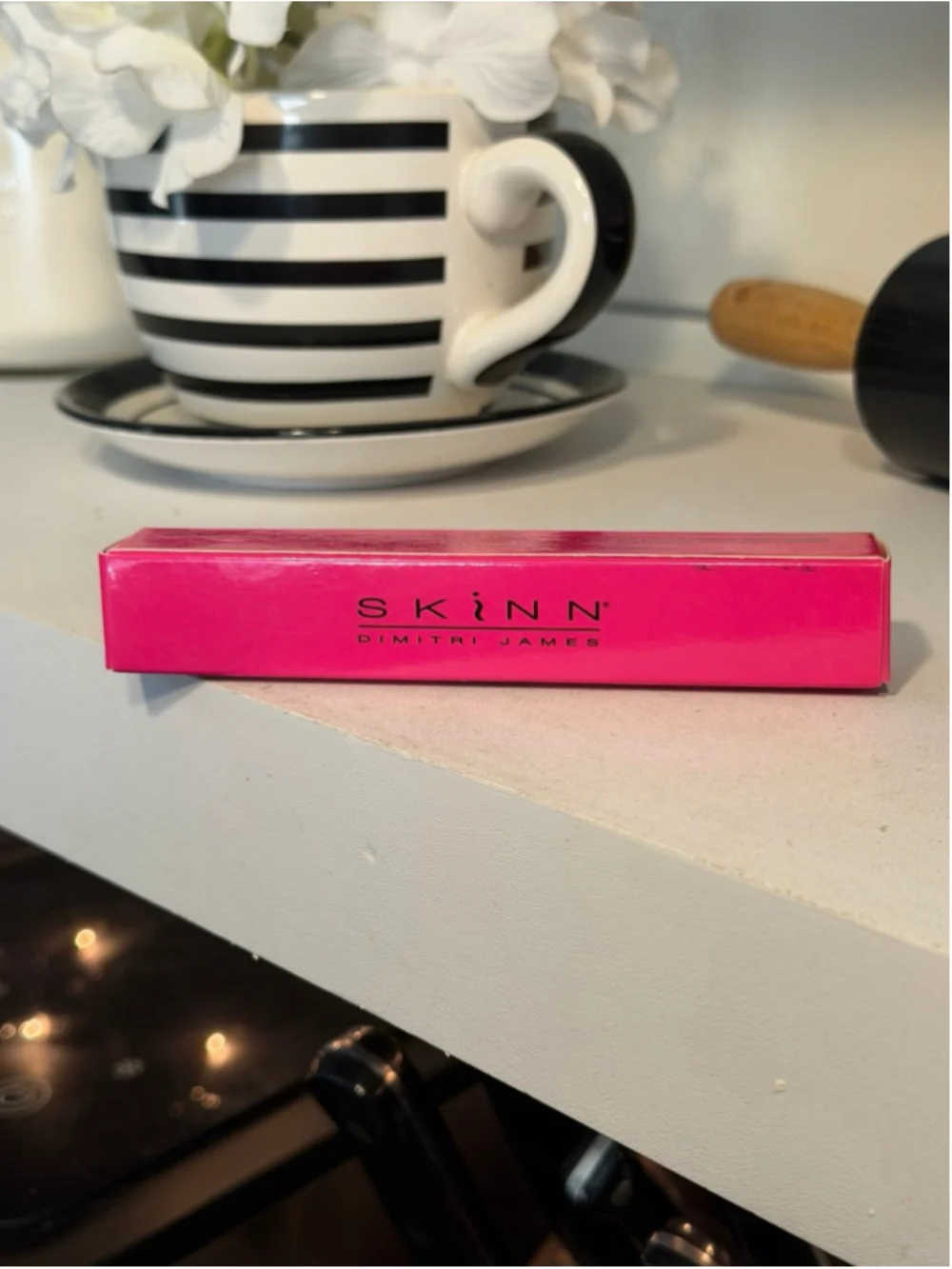 Dimitri James Wow Factor Intense Effects Mascara By Skinn NEW